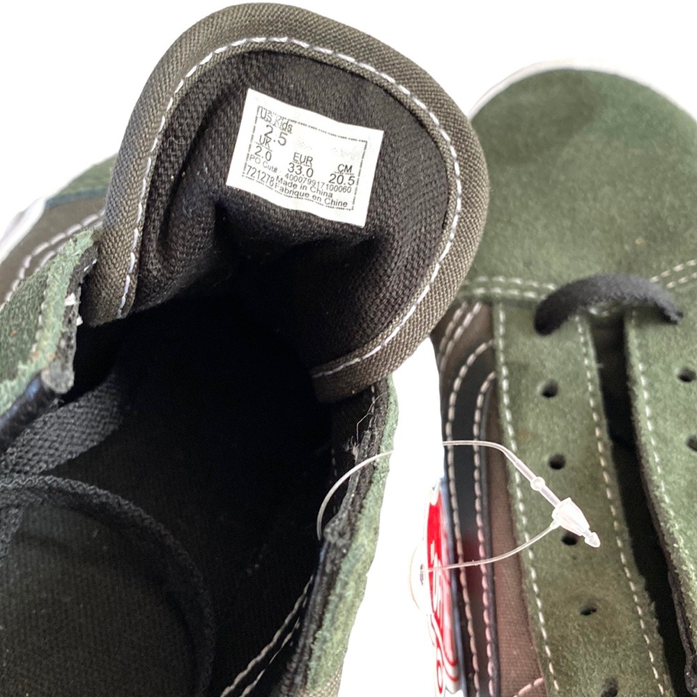 Vans Old Skool Low Top Sneakers Suede Duffel Bag Black Dark Army Green Kids 2.5 - Picture 9 of 11